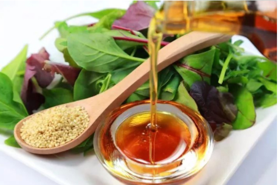 你對(duì)芝麻油的奇妙用途了解多少？別只用它來(lái)拌蔬菜！
